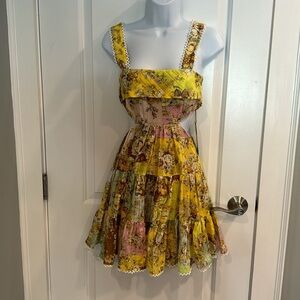 ALEMAIS FLORAL PRINT KNEE LENGTH YELLOW DRESS size 4 small NWT
